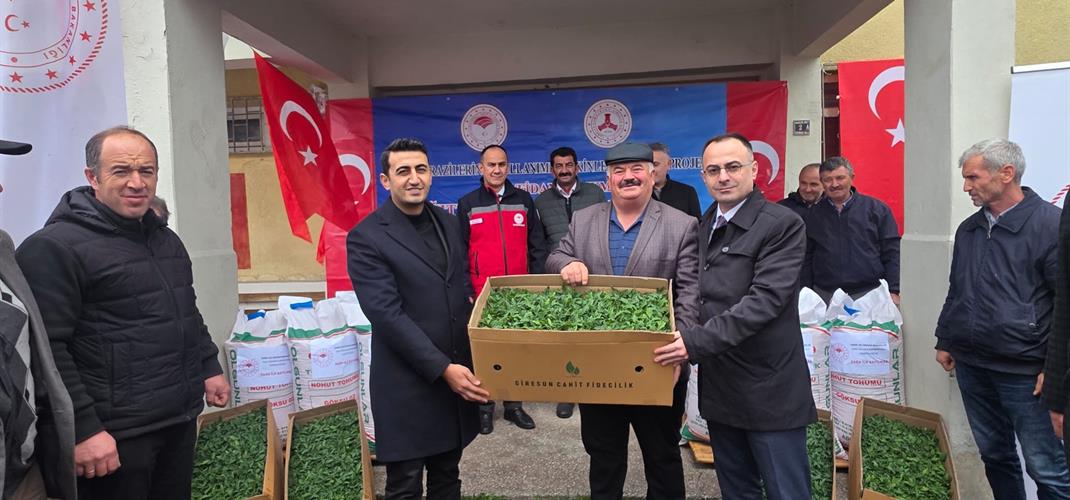 Şebinkarahisar’da Nohut Üretimine Dev Destek: %75 Hibeli Tohumlar Dağıtıldı.